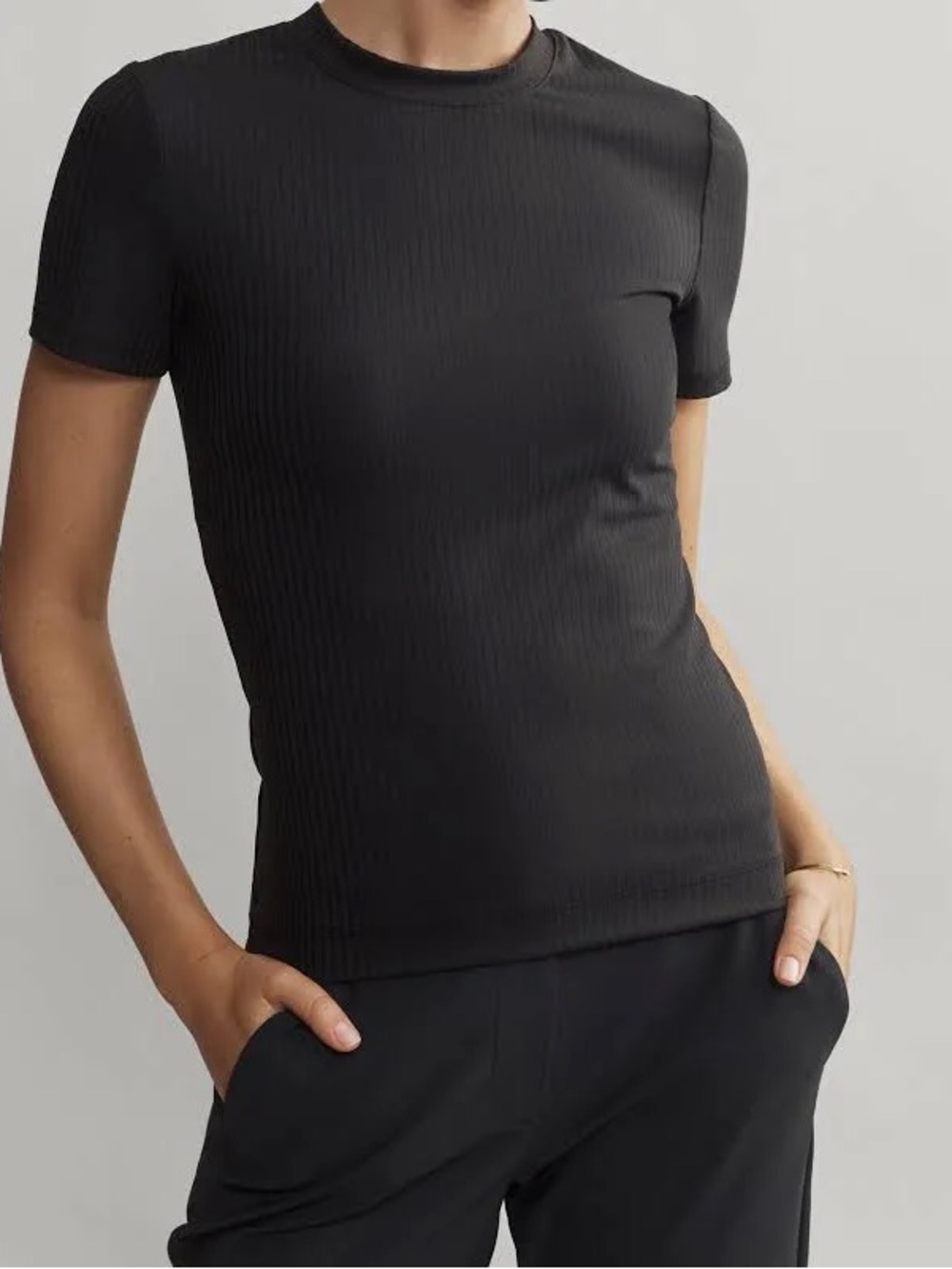 Rhone Modern Rib Tee in Black Short Sleeve
